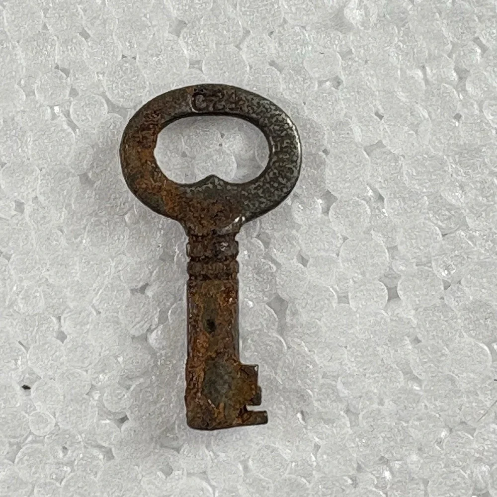 VTG Lot 3 Skeleton Keys Antique Brass Iron Cabinet Trunk Steampunk Craft Decor‎